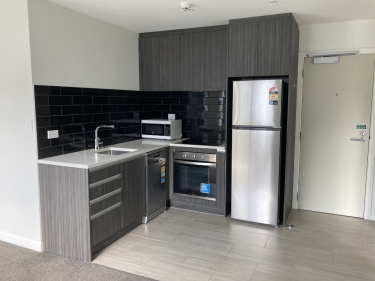 1104/7 Scotia Place