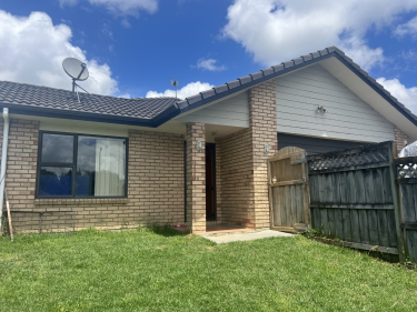 2 Burtons Drive