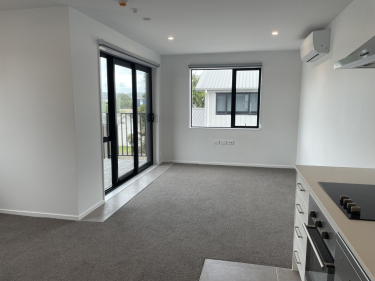 110/28c Eileen Newey Place