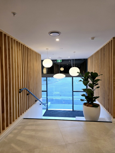 401/2b Augustus Terrace