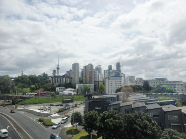 405/2b Augustus Terrace