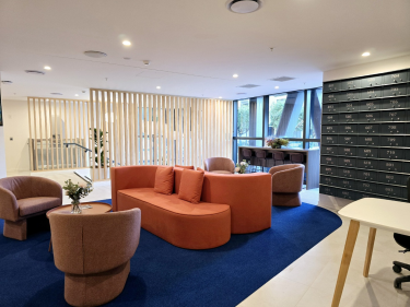 702/2b Augustus Terrace