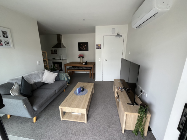 G05/28c Eileen Newey Place