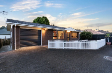 945A  Mt Eden Road