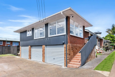 1/12A Inkerman Street