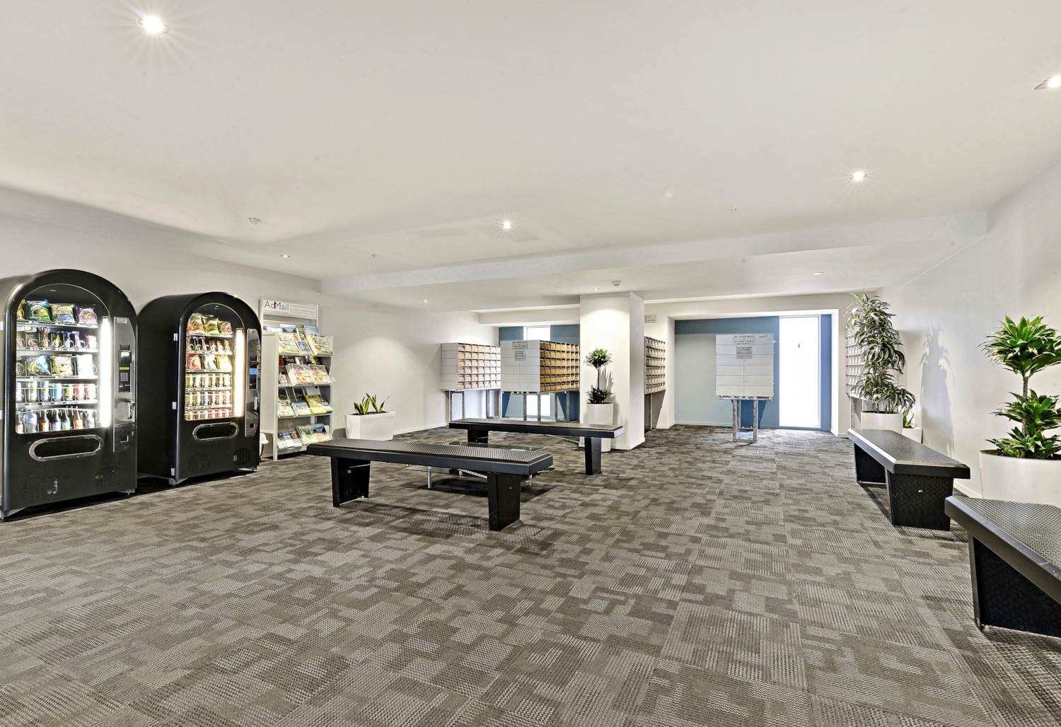 Central Location! - photo 9