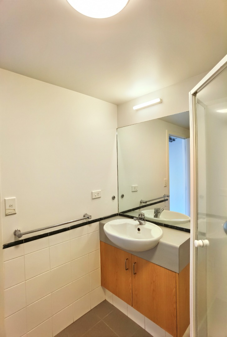 Spacious, sunny and sea view studio close to Shortland Street - photo 6