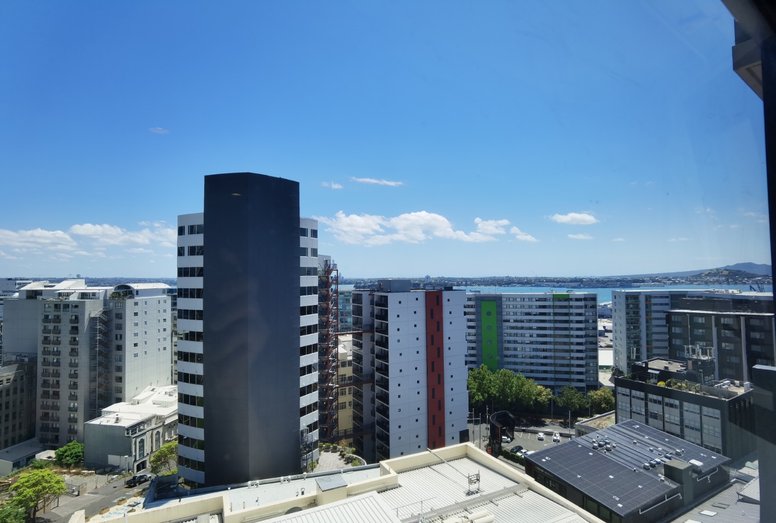 Spacious, sunny and sea view studio close to Shortland Street - photo 9