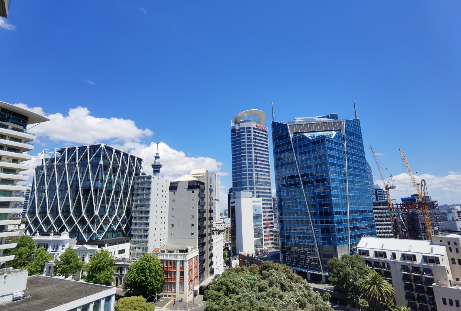 Spacious, sunny and sea view studio close to Shortland Street - photo 8
