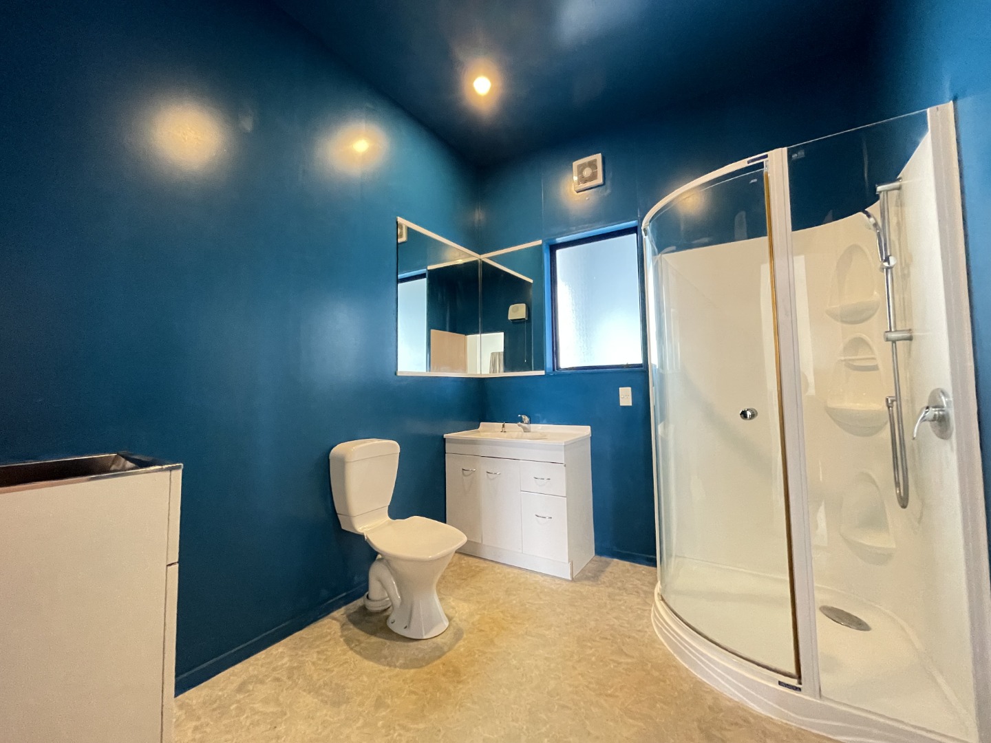 Prime Glen Eden Location! - photo 5