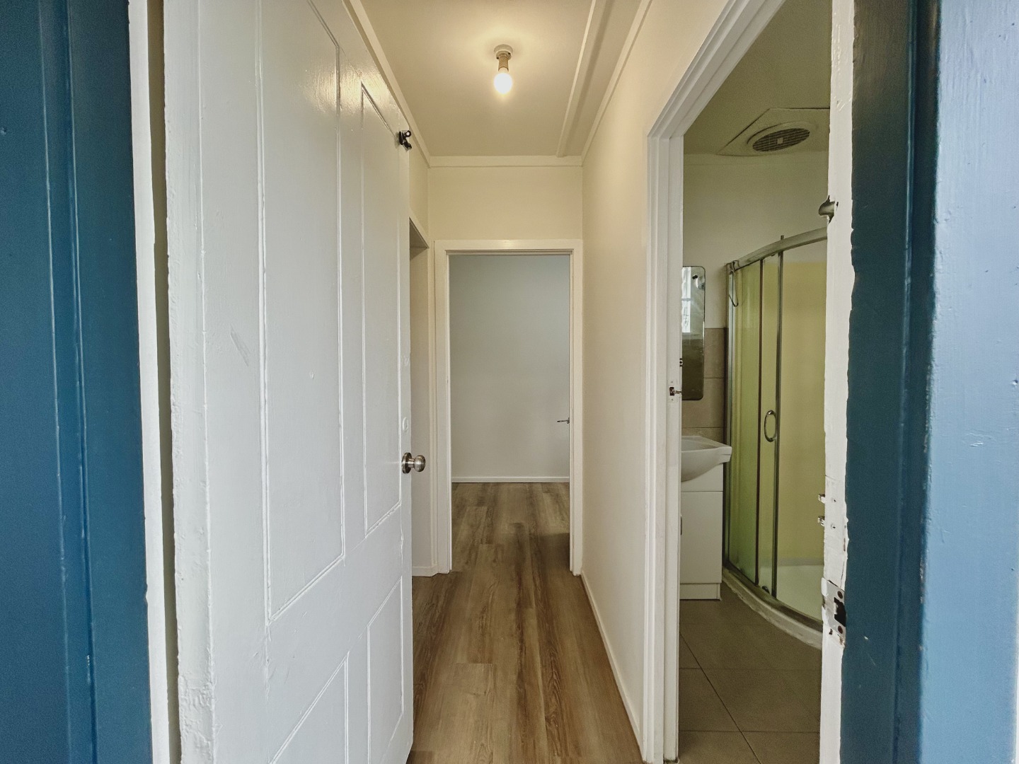 Prime location plus affordable rent! - photo 12