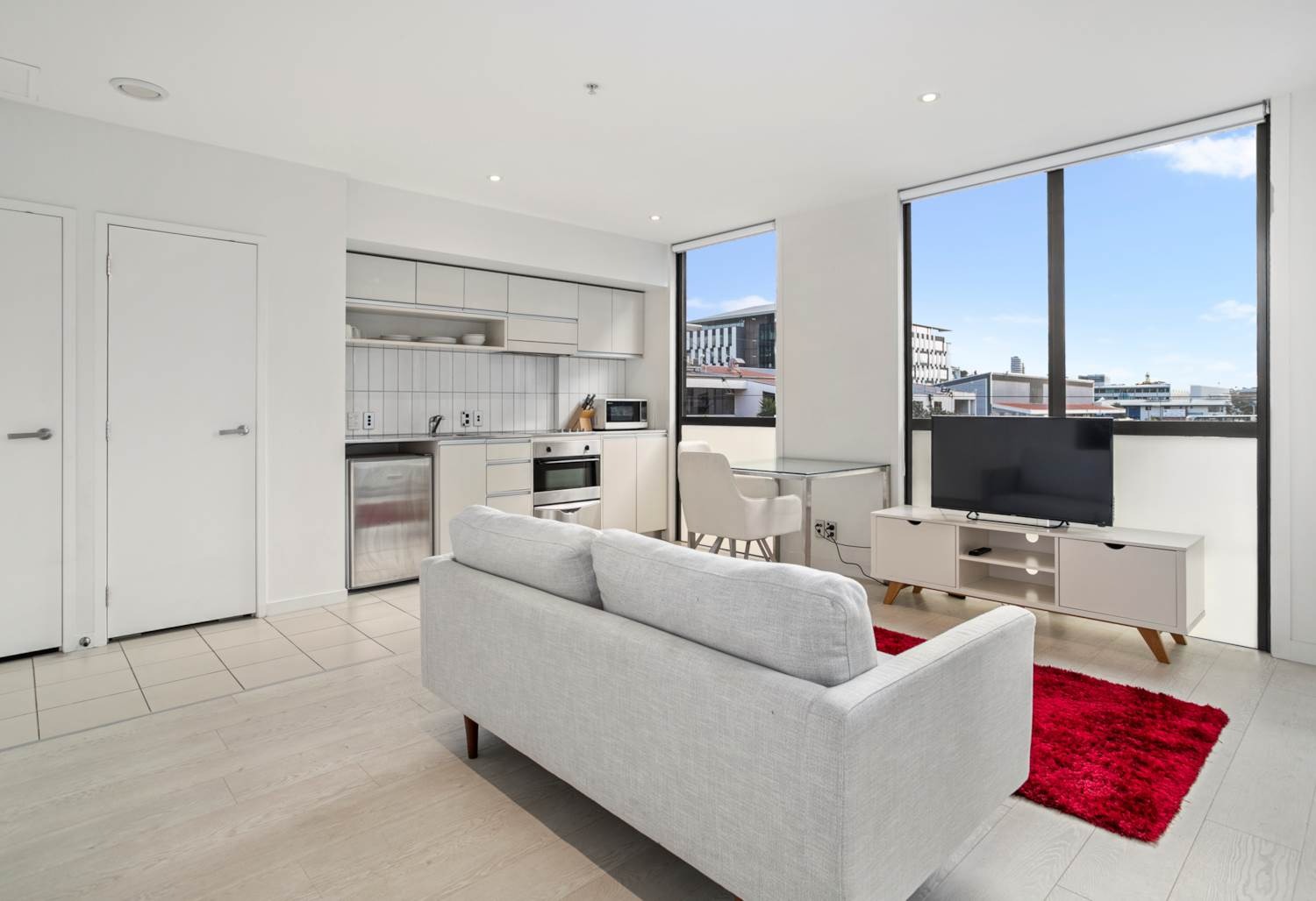 Lighter Quay Wynyard Quarter 1 Bed 1 Bath with world-class amenities - photo 4
