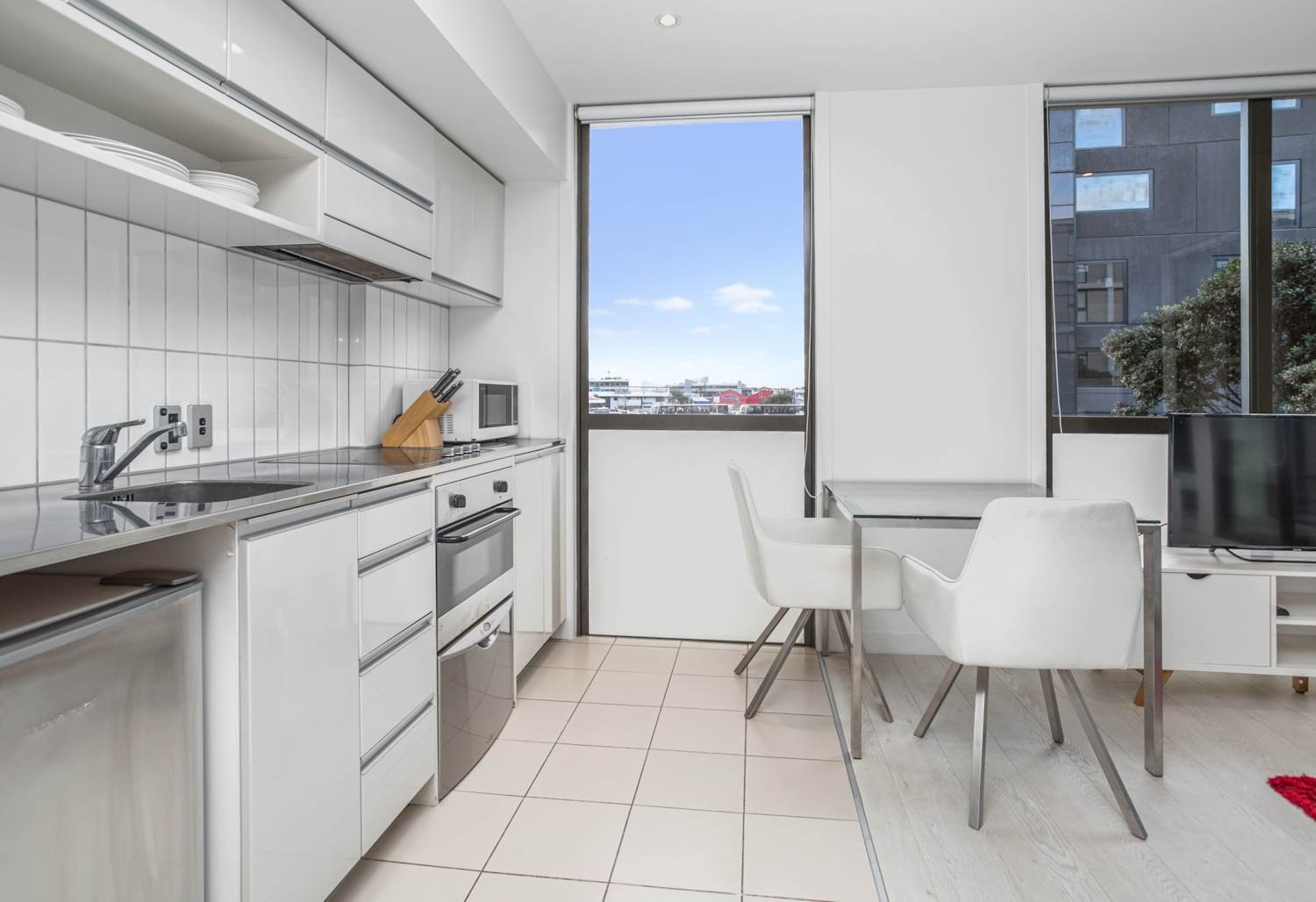 Lighter Quay Wynyard Quarter 1 Bed 1 Bath with world-class amenities - photo 5