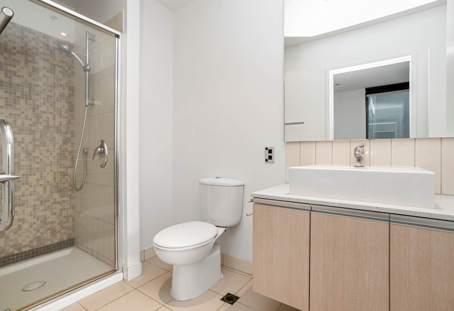 Lighter Quay Wynyard Quarter 1 Bed 1 Bath with world-class amenities - photo 11
