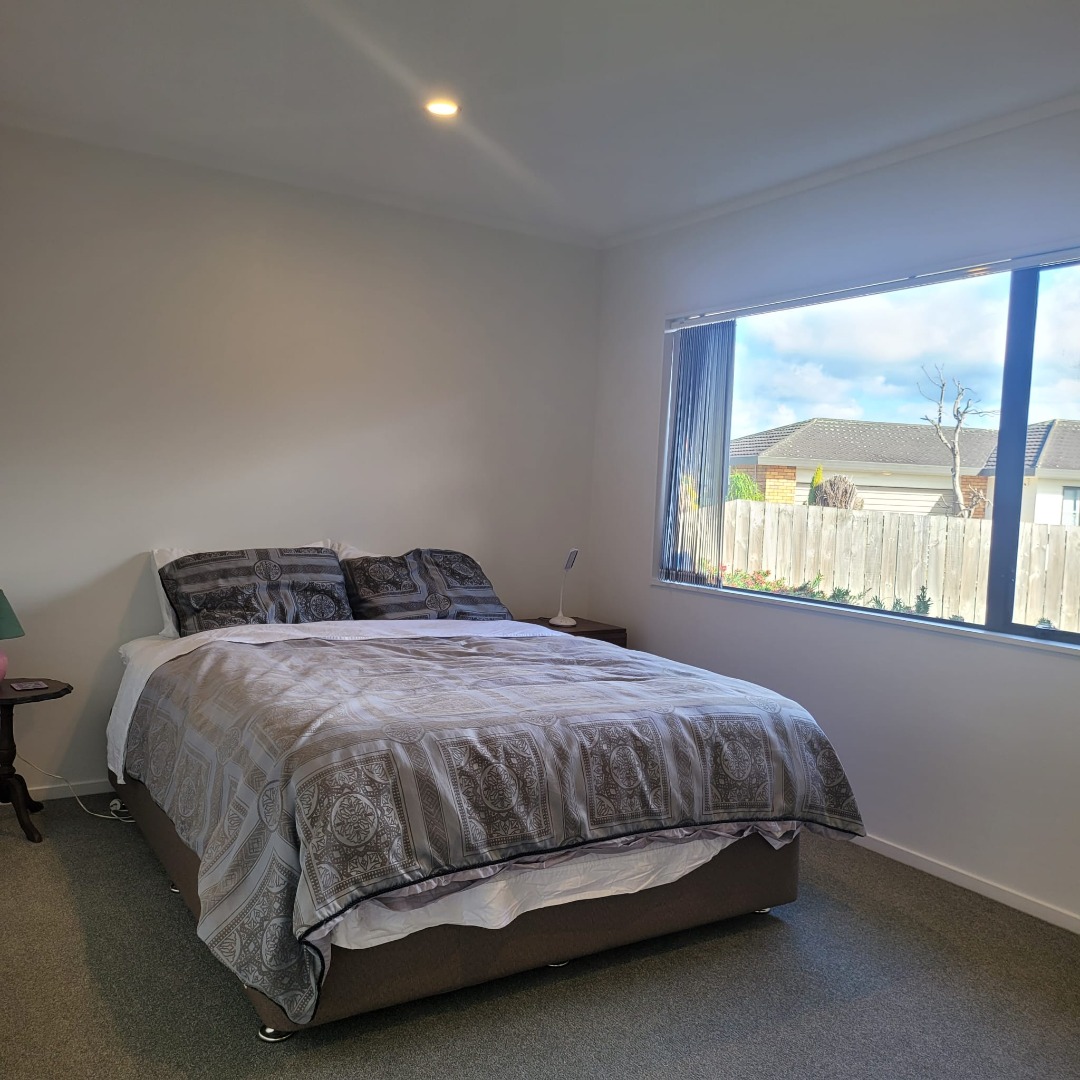 Bright, sunny, warm and dry this home is perfectly located in a fabulous part of Henderson - photo 10