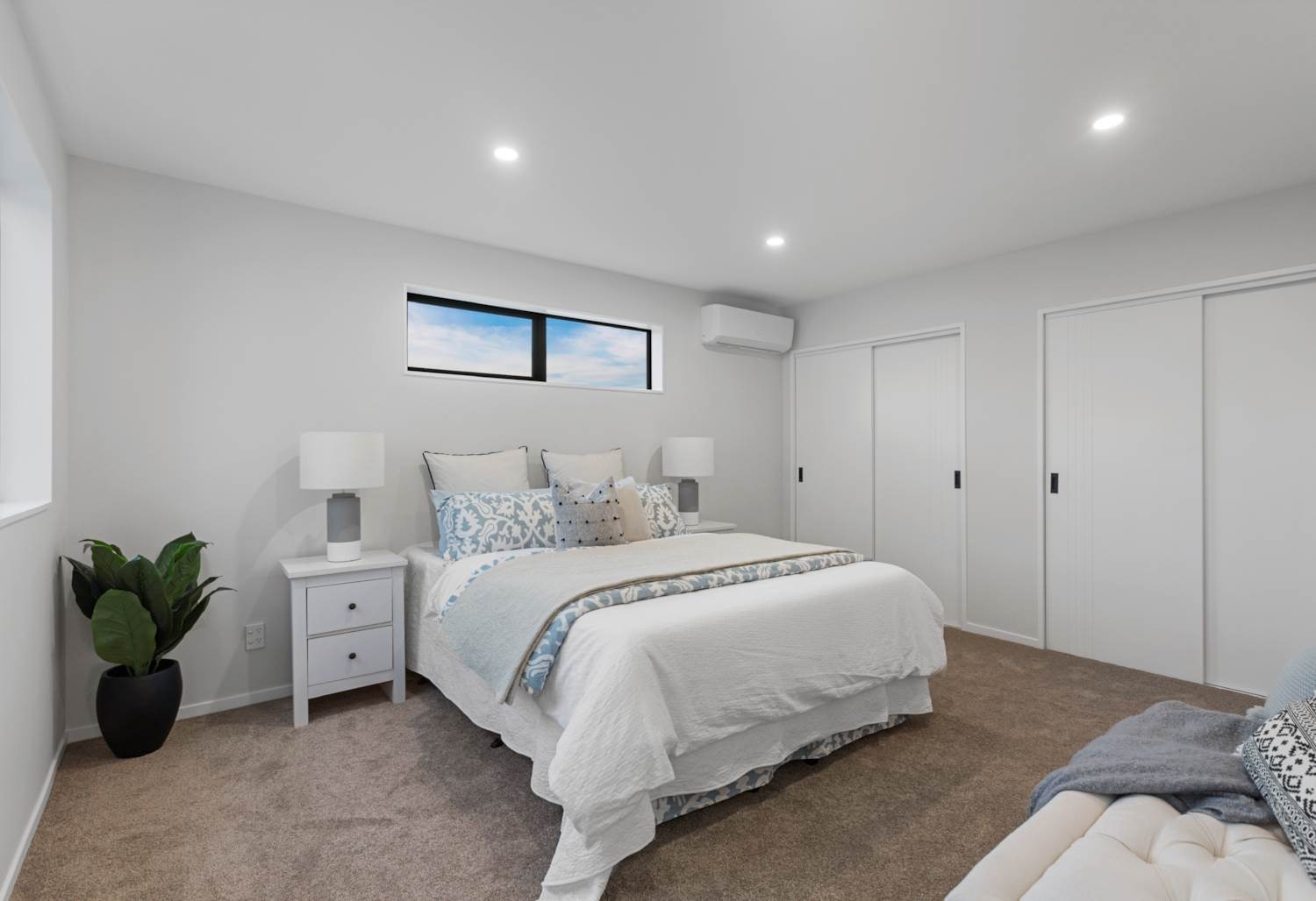 Modern 4-Bedroom Family Home – Stylish, Spacious & Low Maintenance Living - photo 5