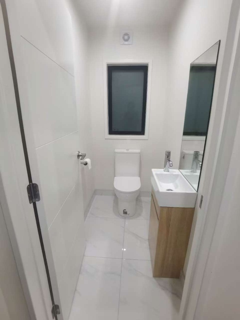 The beautiful new 4-bedroom home is located in the heart of Manurewa - photo 11