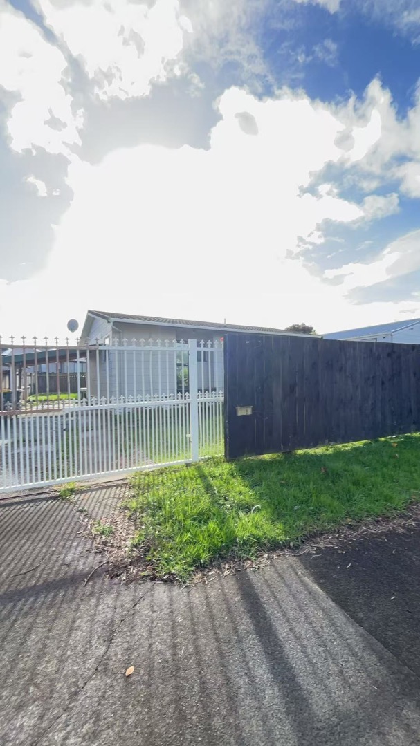 Freshly Refreshed Family Home – Ready to Move In! - photo 7