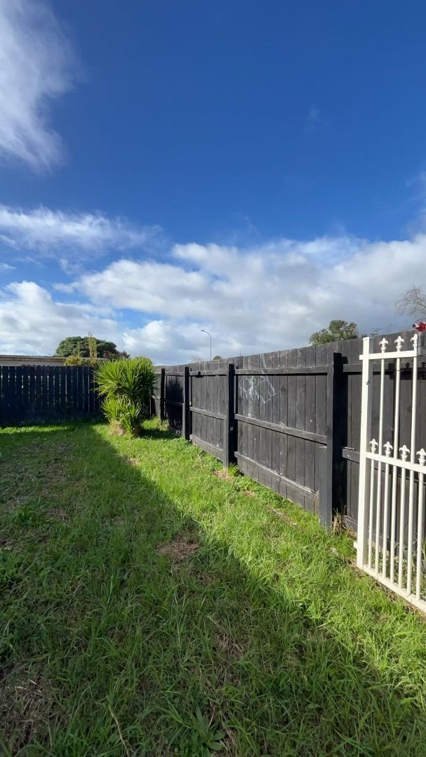 Freshly Refreshed Family Home – Ready to Move In! - photo 10