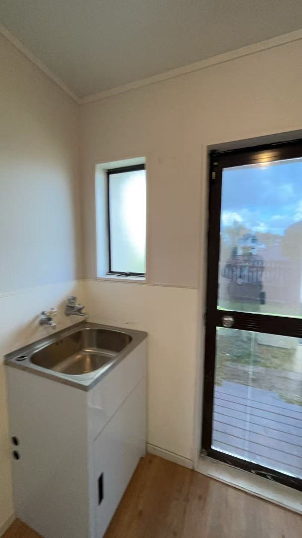 Freshly Refreshed Family Home – Ready to Move In! - photo 13
