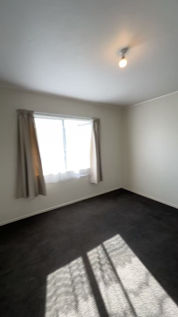 Freshly Refreshed Family Home – Ready to Move In! - photo 5