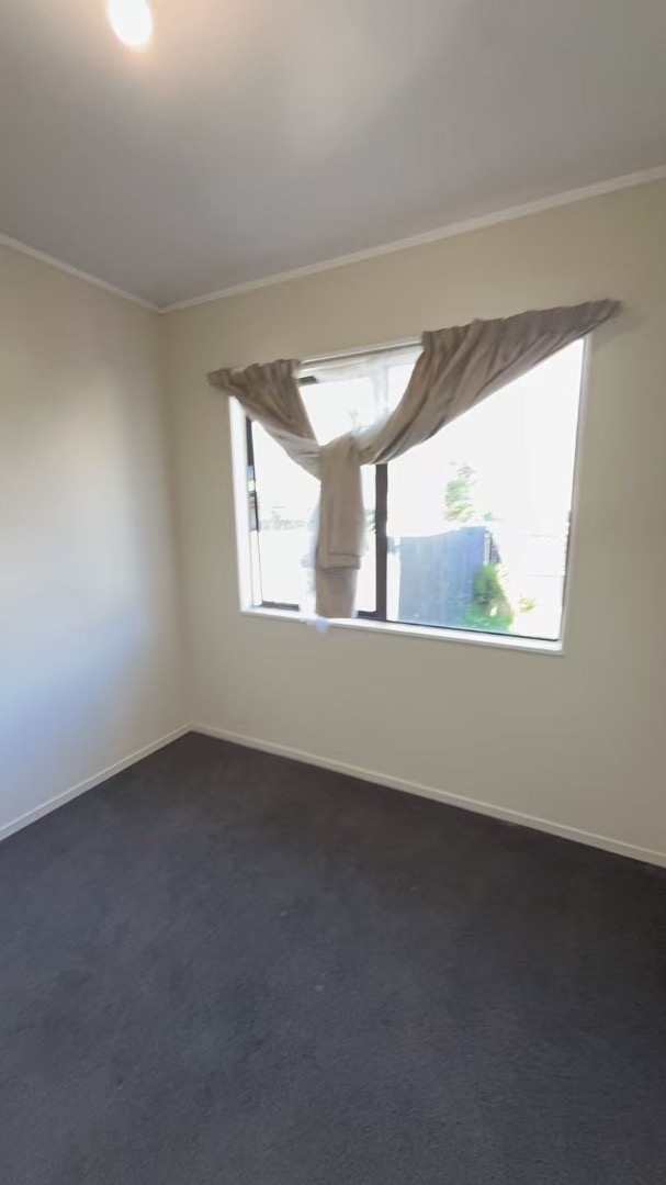 Freshly Refreshed Family Home – Ready to Move In! - photo 6