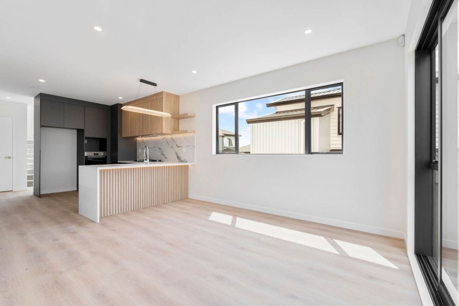 Brand New Family Home in Double Westlake & Campbells Bay School Zones - photo 5