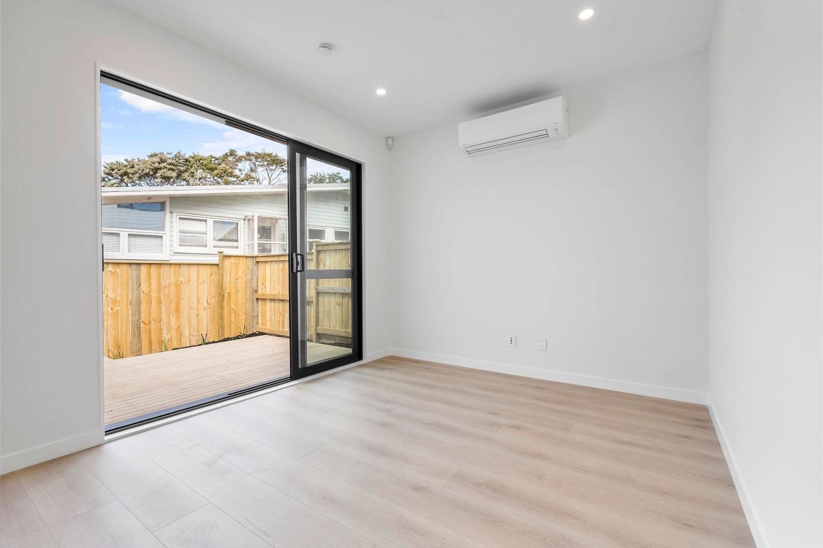 Brand New Family Home in Double Westlake & Campbells Bay School Zones - photo 11