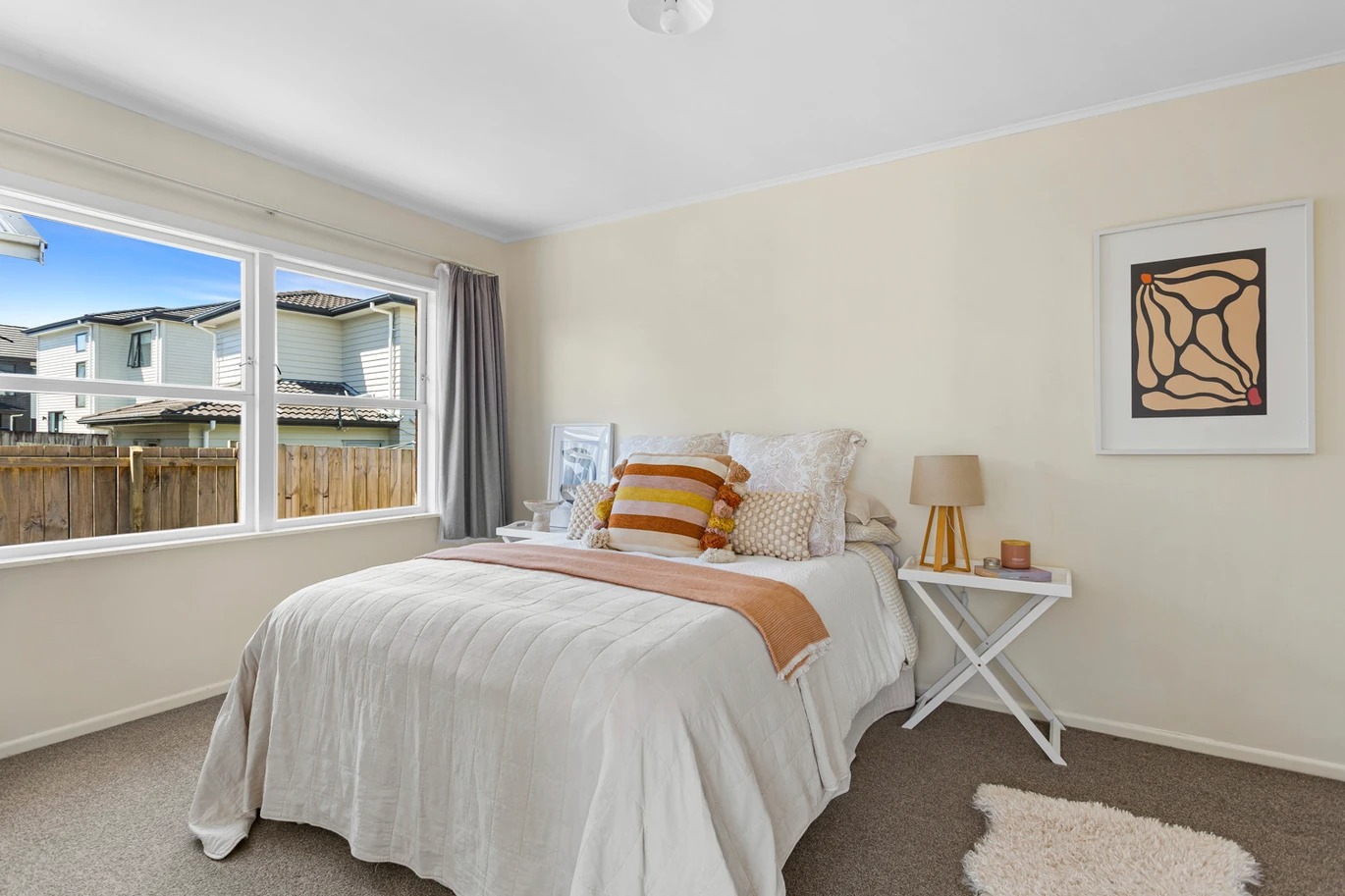Sunny, Freshly Refreshed & Conveniently Located - photo 6
