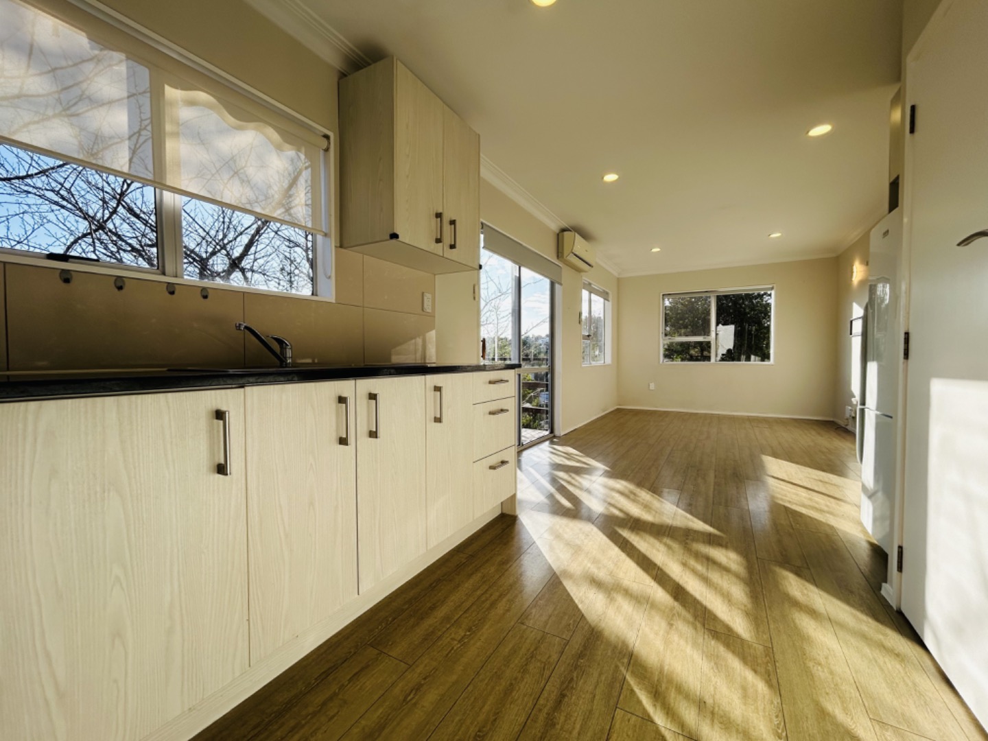 Sunny & Secure Family Home in the Heart of Sunnynook
