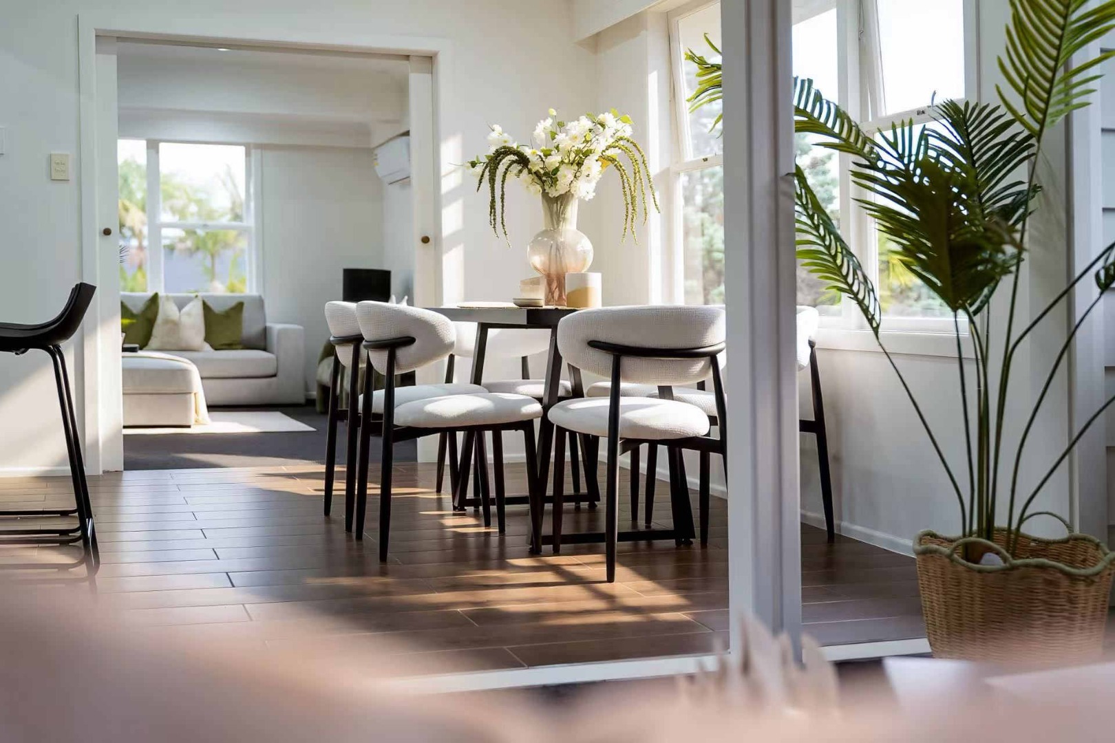 Suitable for Families or Professionals seeking quality and space in a prime location. - photo 10