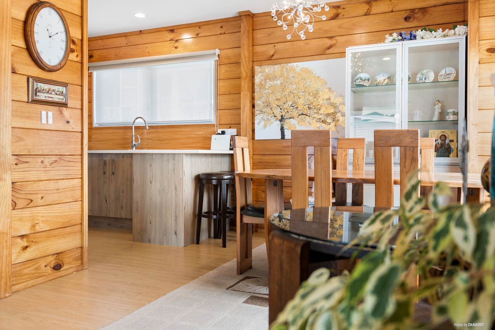 Situated on a gently elevated, single-level site in the heart of Mount Roskill - photo 7
