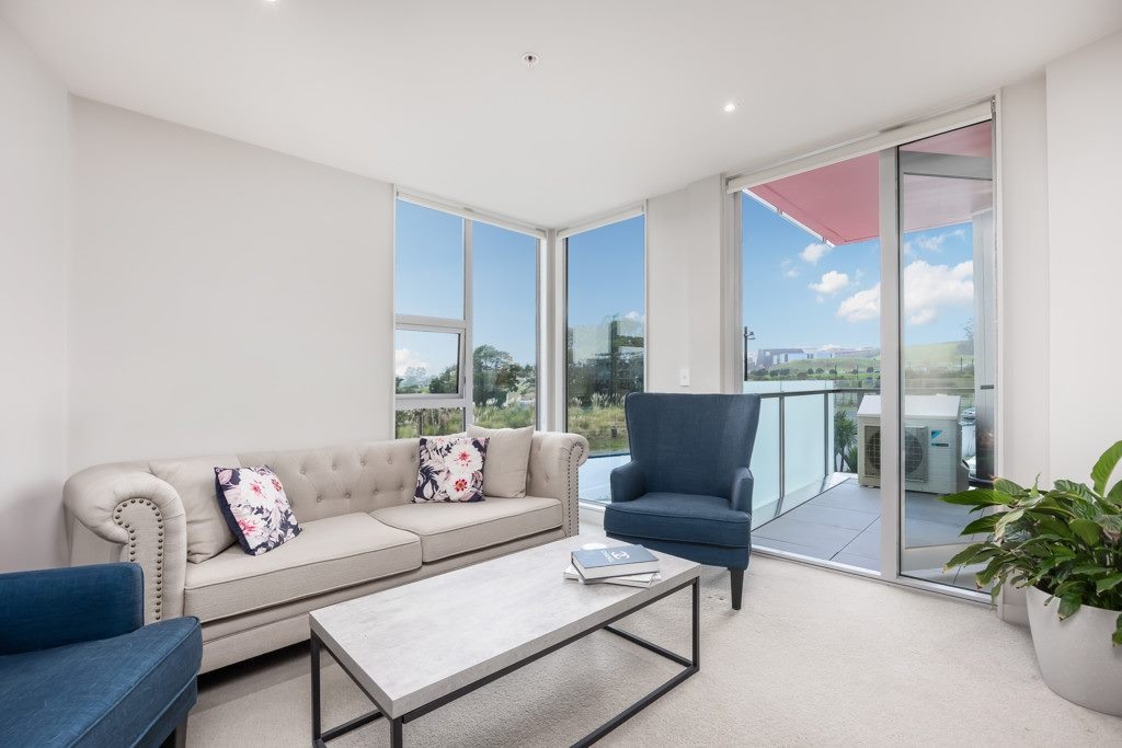 Modern 1 Bedroom + Study Apartment in the Heart of Albany