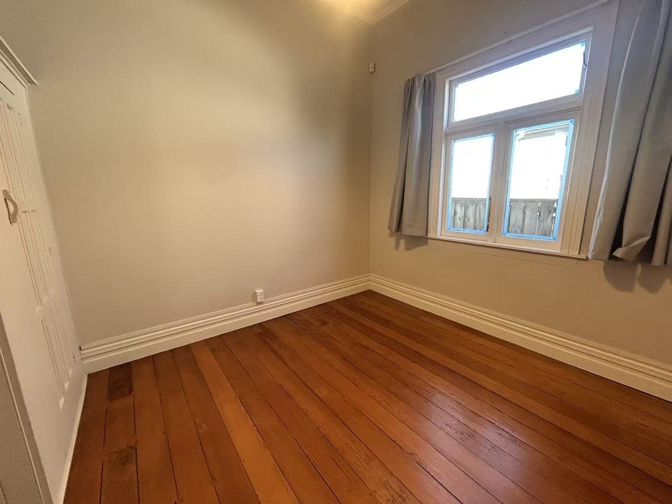 Spacious 3-Bedroom Villa in Prime Mount Eden Location - photo 8