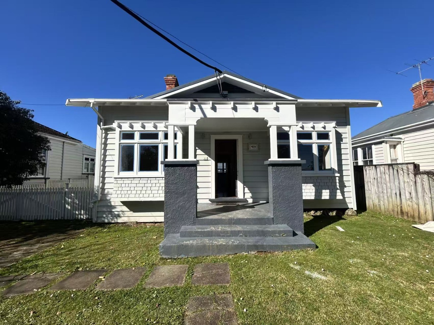 Spacious 3-Bedroom Villa in Prime Mount Eden Location