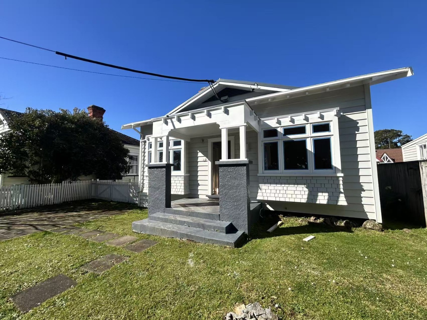 Spacious 3-Bedroom Villa in Prime Mount Eden Location