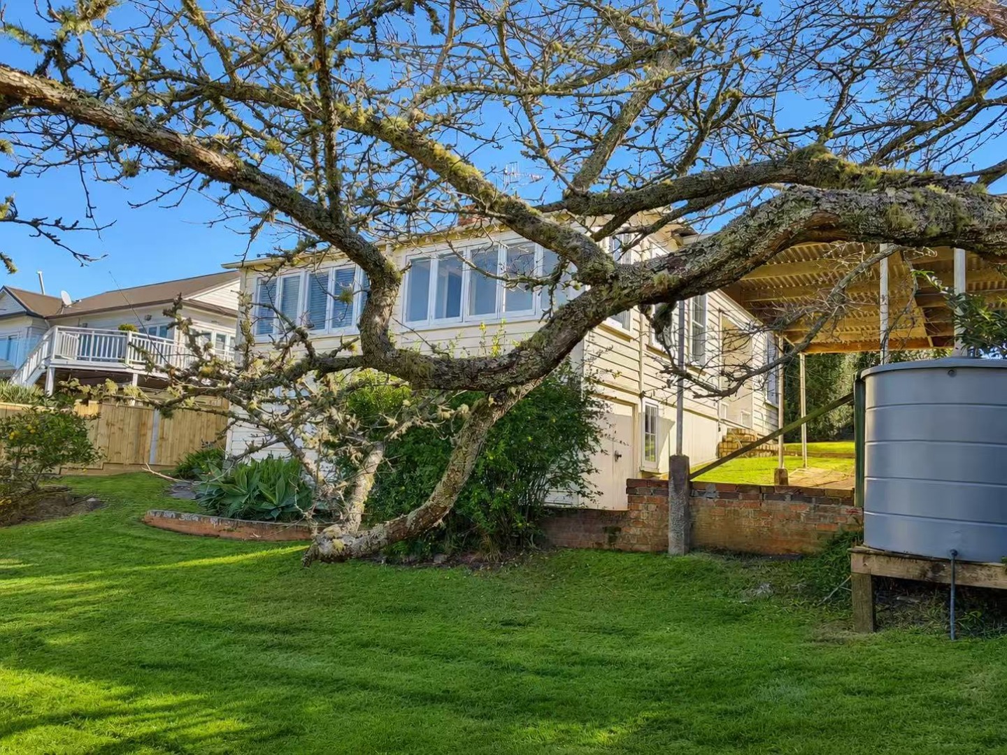 Positioned in one of Remuera's most desirable and peaceful streets - photo 12