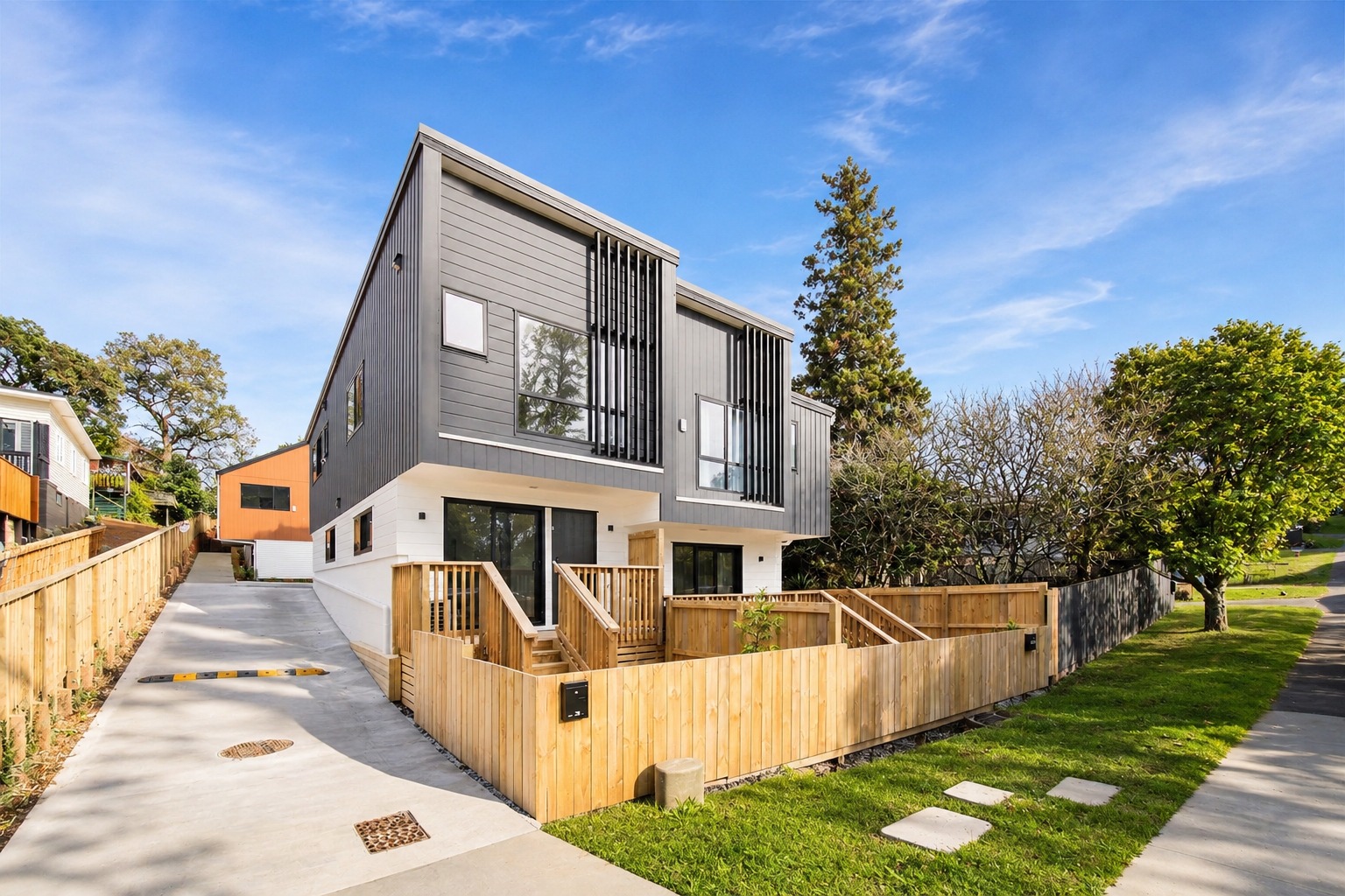 Stylish Living in a Scenic Titirangi Setting! - photo 10