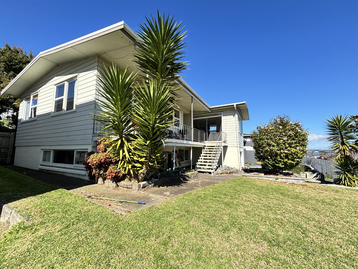 Professional Family Home for Rent in Pakuranga, Auckland - photo 19