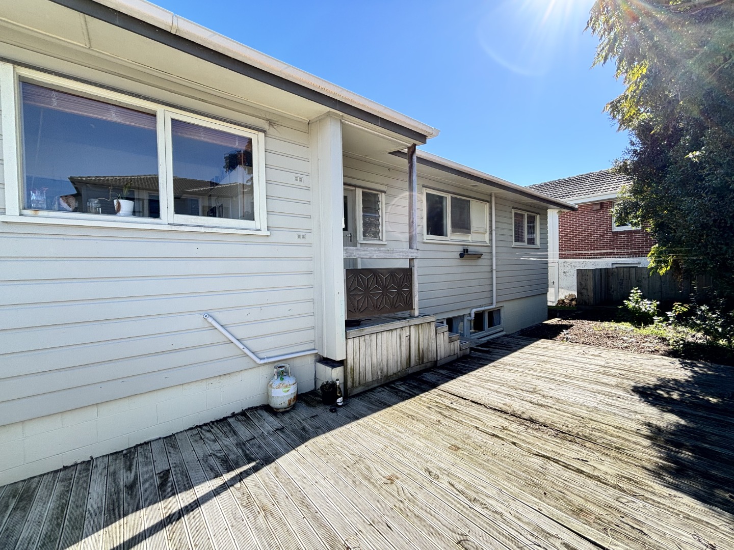 Professional Family Home for Rent in Pakuranga, Auckland - photo 17