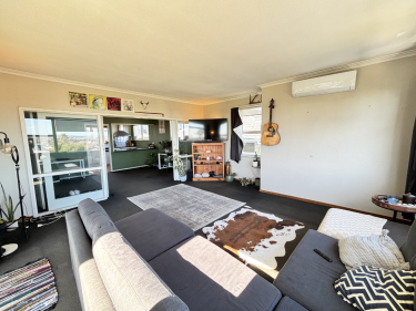 Professional Family Home for Rent in Pakuranga, Auckland