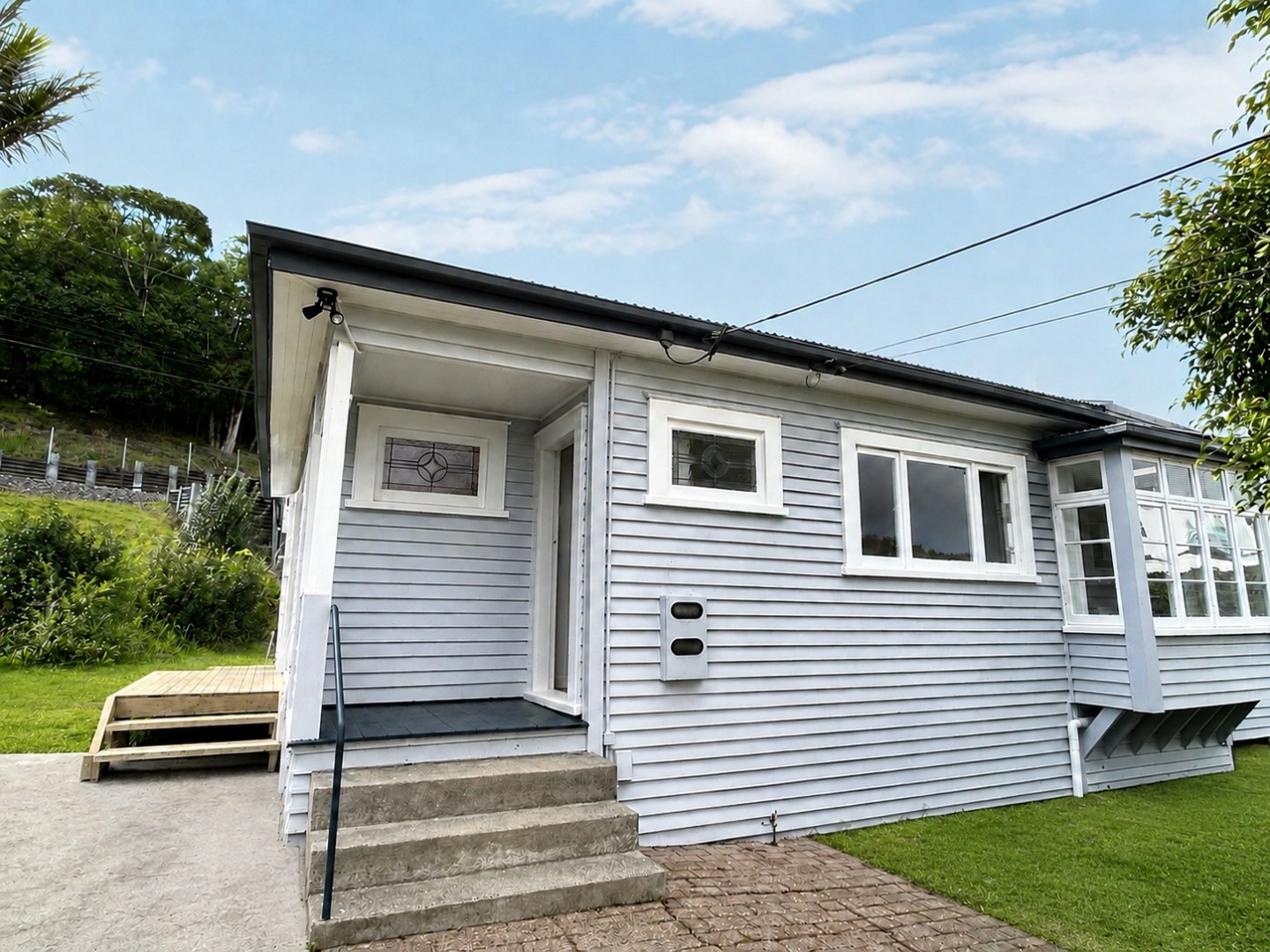 Spacious 4-Bedroom Family Home in Prime Mount Eden Location - photo 17