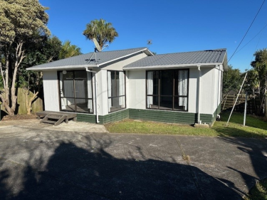 9A Winifred Ave