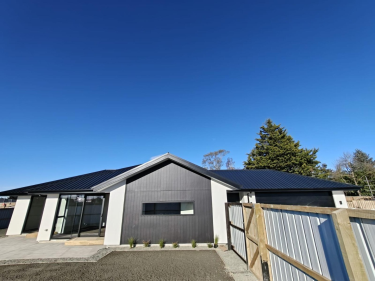 77 Geoff geering drive Netherby Ashburton