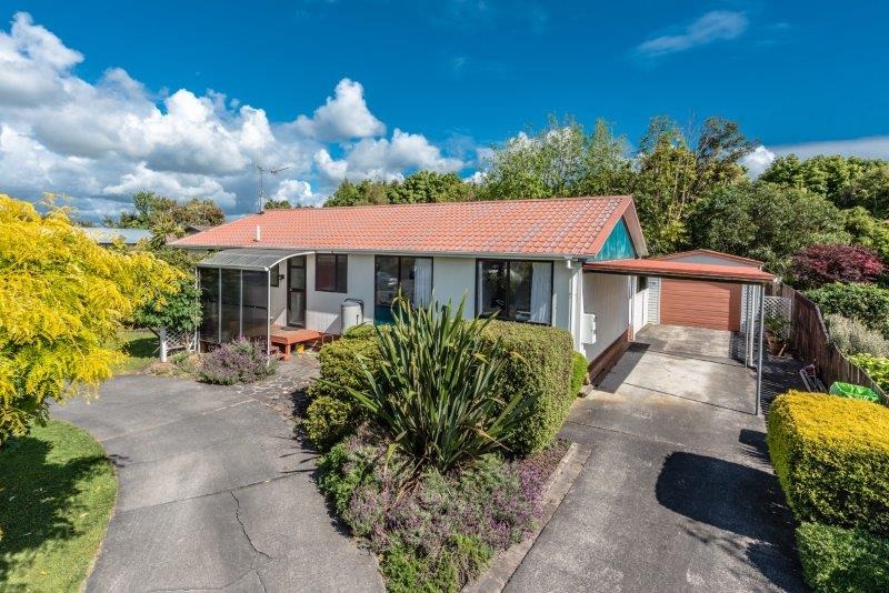 16 Sequoia Place 