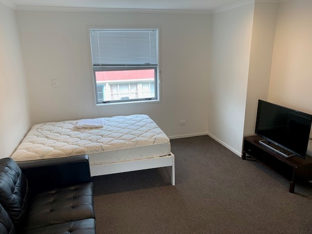 1/47 Cameron Road (Room C)