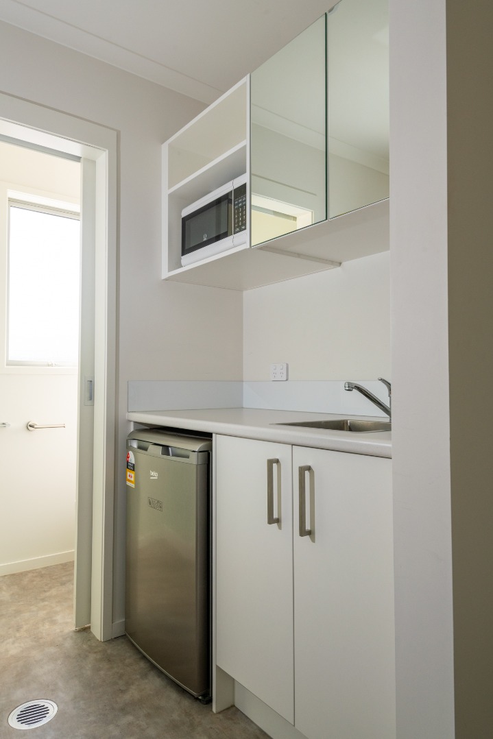 31 Sandleigh Road (Room D)