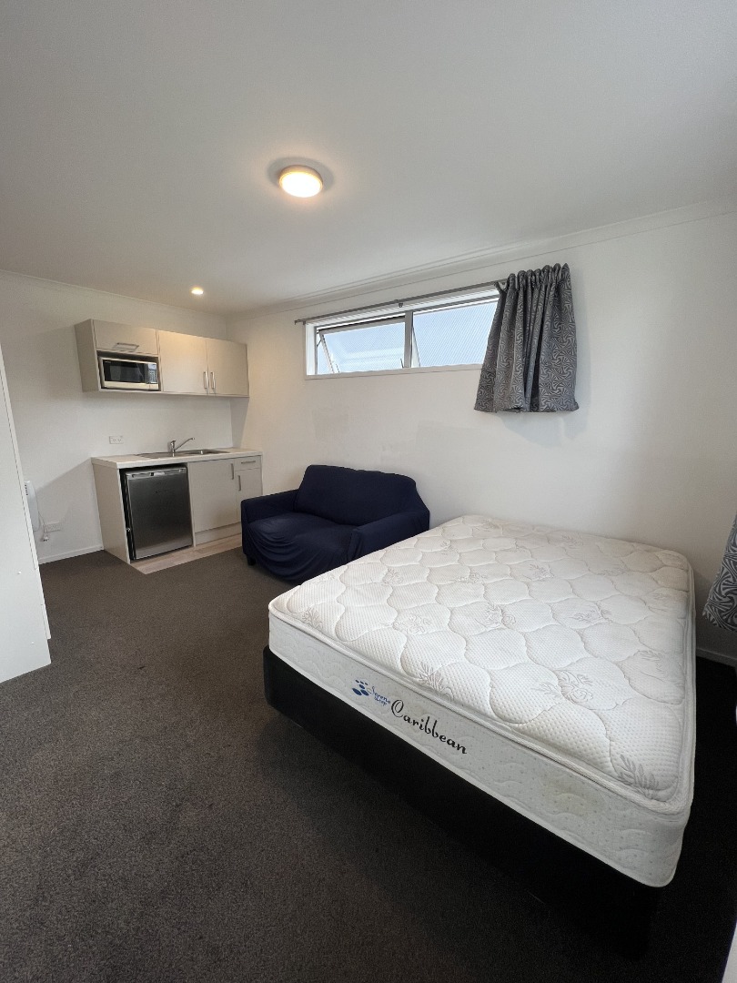 1/9 Greensboro Street (Room D)
