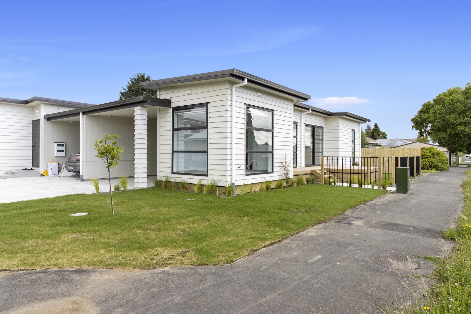 1/2 Searancke Place — image 2
