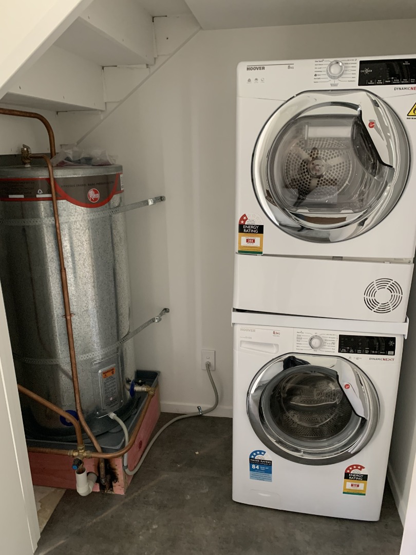 4/11 Edgecumbe Street (Room C)